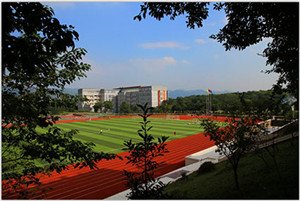 巴中市技工学校